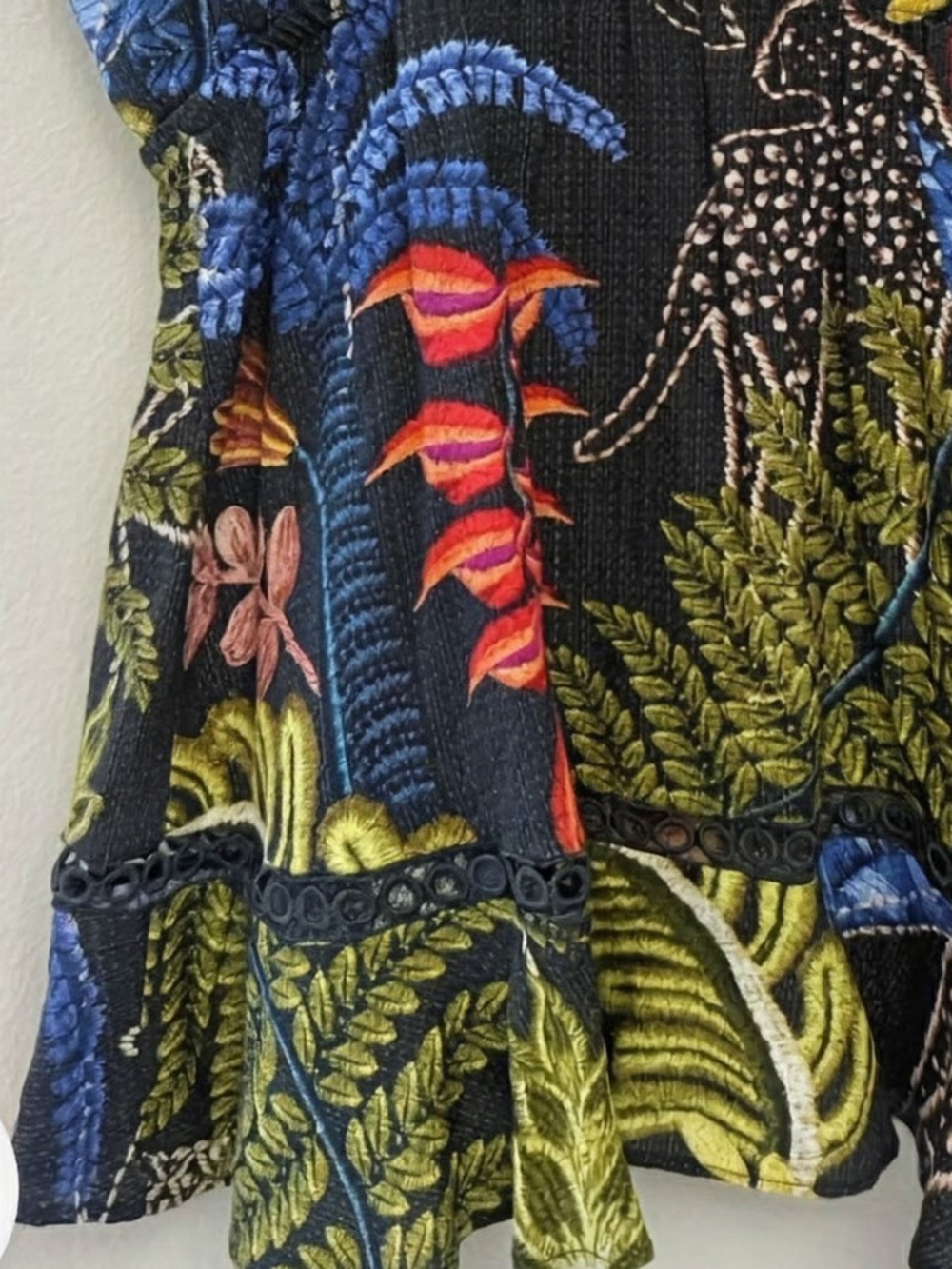 Farm Rio x Anthropologie Tropical Themed Button Down Tank New Wout tag 🏷️ - Picture 6 of 10